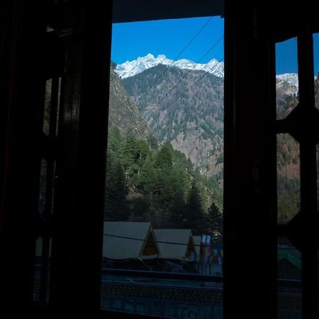 Chojh Inn Cafe & Homestay Kasol Exterior photo